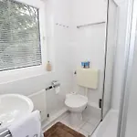 Countryside Stay With Garden شقة *