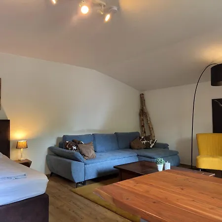 Apartment Countryside Stay With Garden *